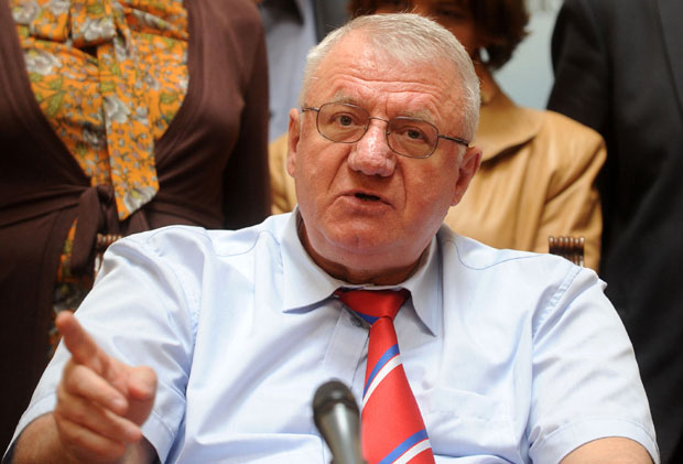 Шешељ: Настављам да радим